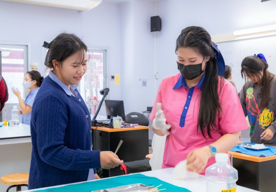 ภาพกิจกรรม  คณะวิทยาศาสตร์และเทคโนโลยี มหาวิทยาลัยราชภัฏกำแพงเพชร จัดกิจกรรมค่ายวิทยาศาสตร์สร้างสรรค์ ปั้นฝันเยาวชน ปีการศึกษา 2568