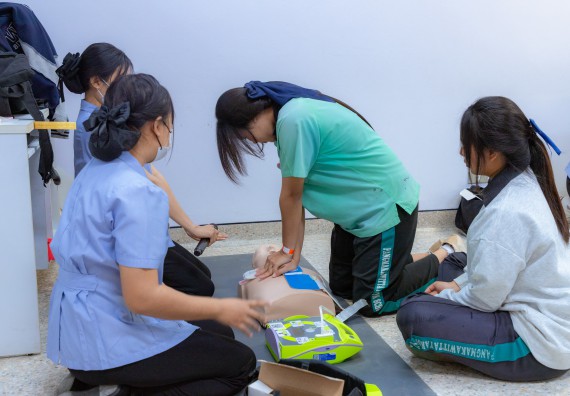 ภาพกิจกรรม  คณะวิทยาศาสตร์และเทคโนโลยี มหาวิทยาลัยราชภัฏกำแพงเพชร จัดกิจกรรมค่ายวิทยาศาสตร์สร้างสรรค์ ปั้นฝันเยาวชน ปีการศึกษา 2568