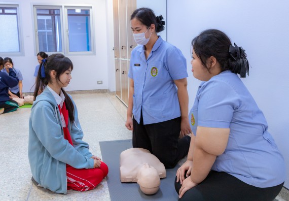 ภาพกิจกรรม  คณะวิทยาศาสตร์และเทคโนโลยี มหาวิทยาลัยราชภัฏกำแพงเพชร จัดกิจกรรมค่ายวิทยาศาสตร์สร้างสรรค์ ปั้นฝันเยาวชน ปีการศึกษา 2568