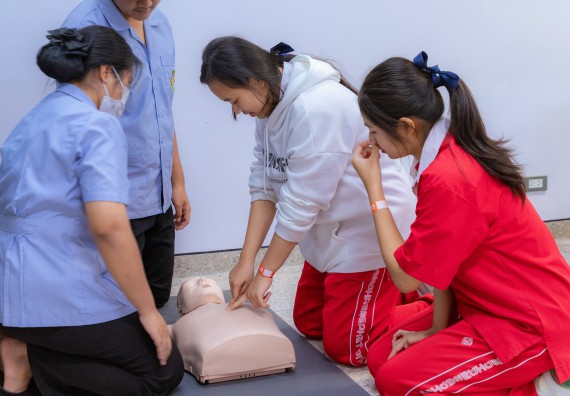 ภาพกิจกรรม  คณะวิทยาศาสตร์และเทคโนโลยี มหาวิทยาลัยราชภัฏกำแพงเพชร จัดกิจกรรมค่ายวิทยาศาสตร์สร้างสรรค์ ปั้นฝันเยาวชน ปีการศึกษา 2568